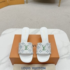 Louis Vuitton Slippers